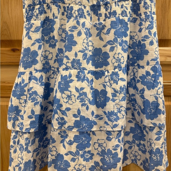 Sweet Lemon Blue and White Floral Deep V-Neck Lace Tiered Gathered Waist Dress - Picture 7 of 14